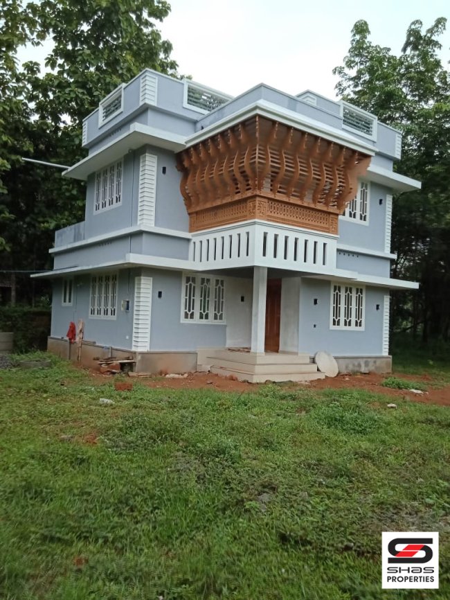 Land with 3 BHK house for sale at Chottanikkara, Kochi