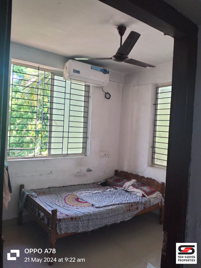 Furnished flat under 25 lakhs for sale in Poochatty, Thrissur