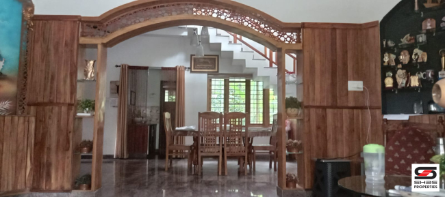 4 BHK house for sale in Wadakkanchery, Thrissur