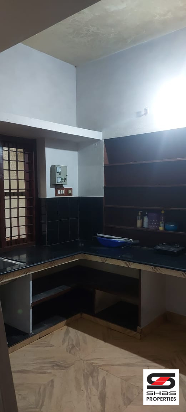 4 BHK house for sale in Vadanamkurussi, Palakkad