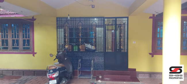 4 BHK house for sale in Vadanamkurussi, Palakkad