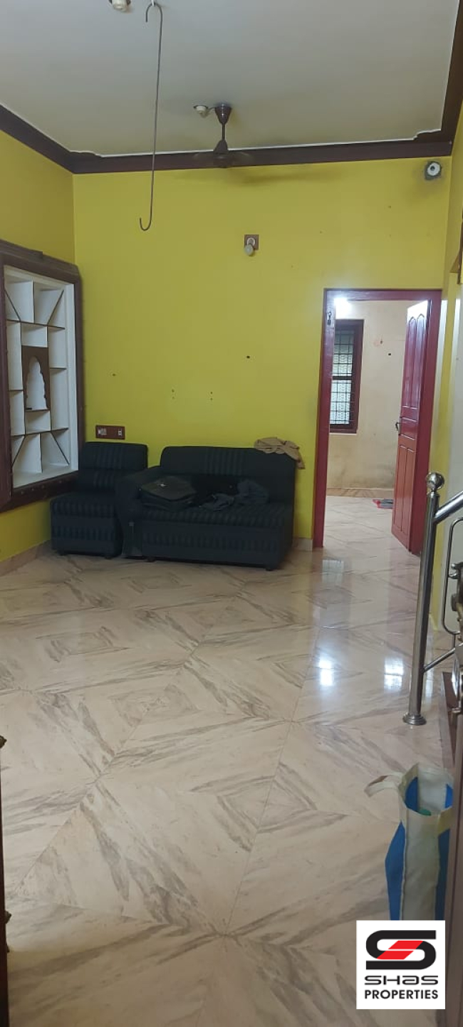 4 BHK house for sale in Vadanamkurussi, Palakkad