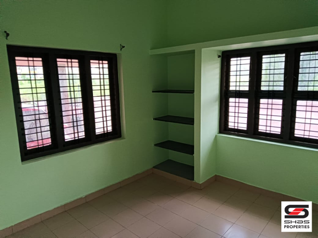 2 BHK house for rent in Koppam, Palakkad