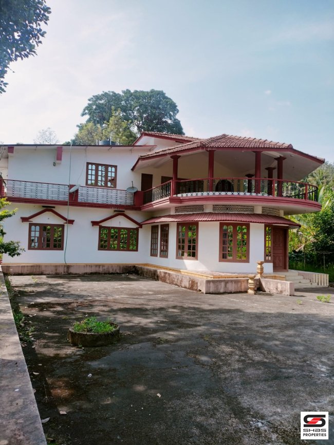 Coffee estate with house for sale in Madikeri, Karnataka