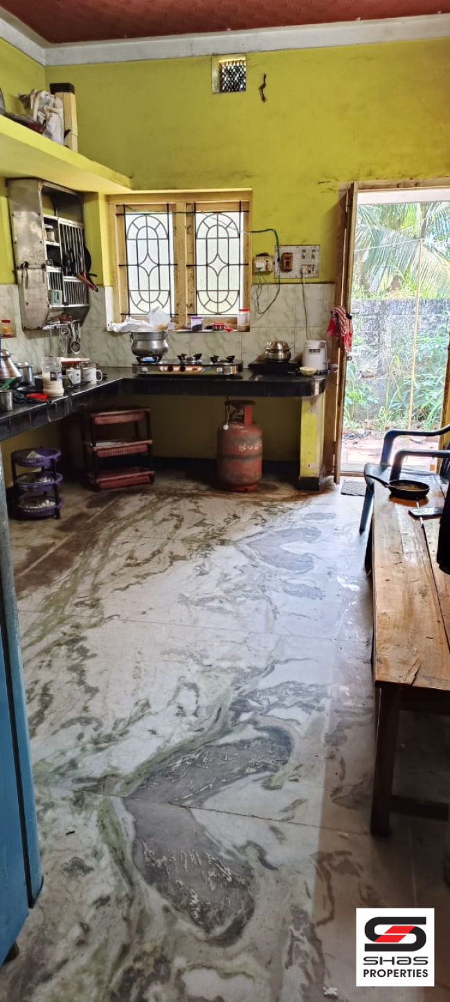 4 BHK house for sale in Puduppariyaram, Palakkad