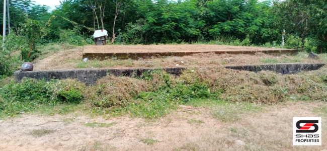 Plot with foundation for sale in Pazhayannur, Thrissur