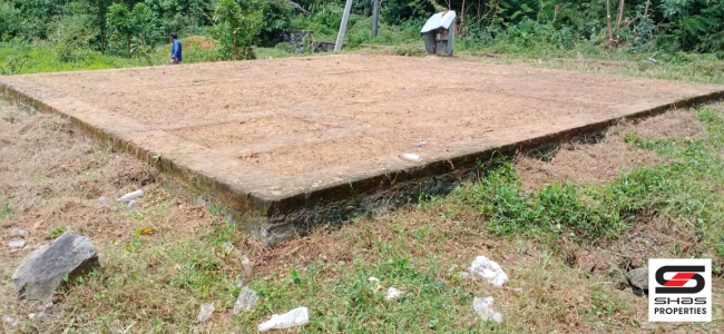 Plot with foundation for sale in Pazhayannur, Thrissur