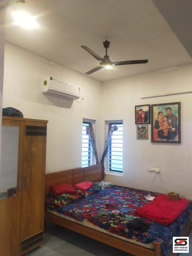 3 BHK house for sale in Dhoni, Palakkad