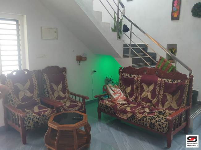 3 BHK house for sale in Dhoni, Palakkad