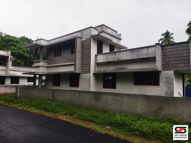 Underconstruction house for sale in Marottichal, Thrissur