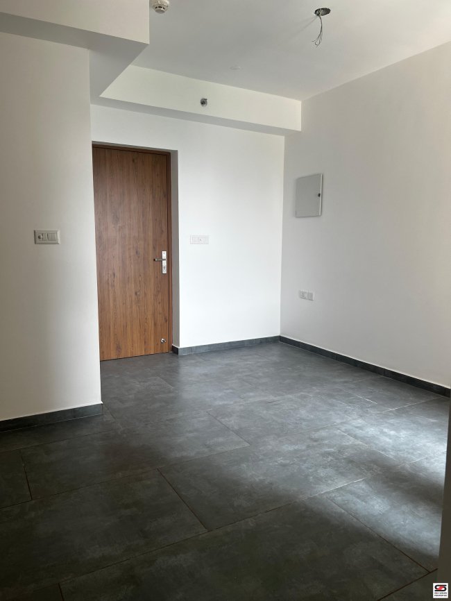 2 BHK flat for sale near Vyttila, Kochi