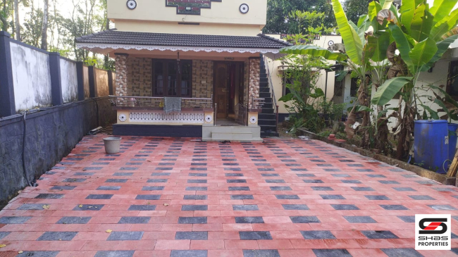 2 BHK house for sale in Thenur, Palakkad