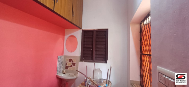 2 BHK house for sale in Thenur, Palakkad