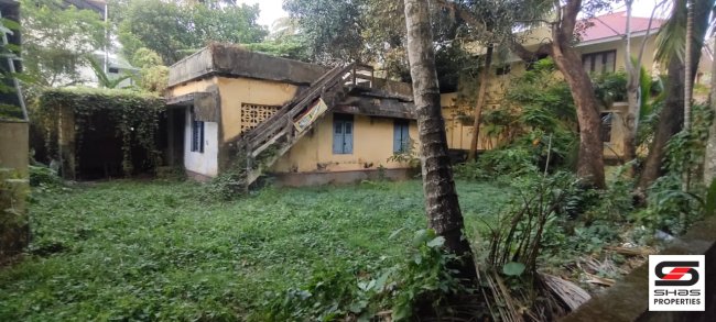 Land for sale in Palarivattom, Kochi