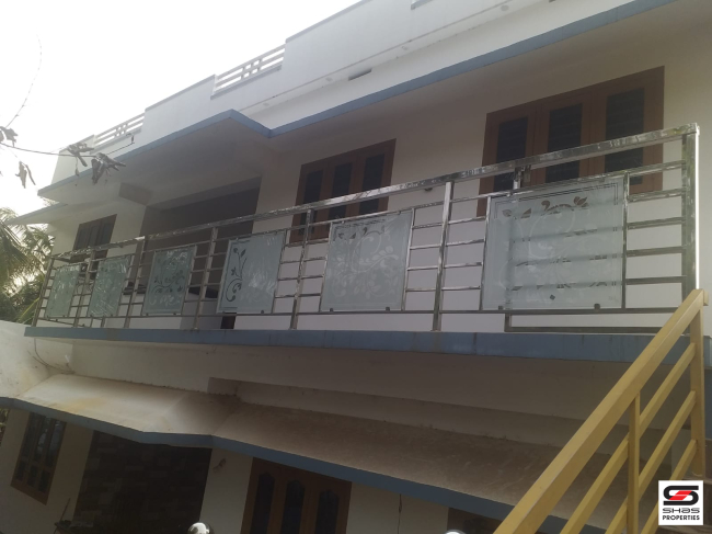 4 BHK house for sale at Muttikulangara, Palakkad
