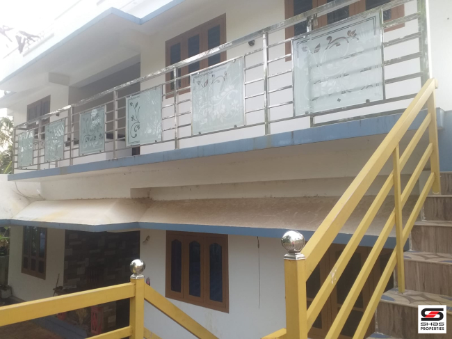 4 BHK house for sale at Muttikulangara, Palakkad