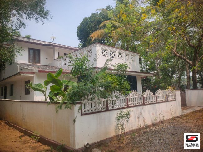Land with house for sale in Kannadi, Palakkad