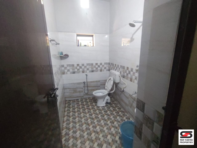 4 BHK house for sale in Sreekrishnapuram, Palakkad