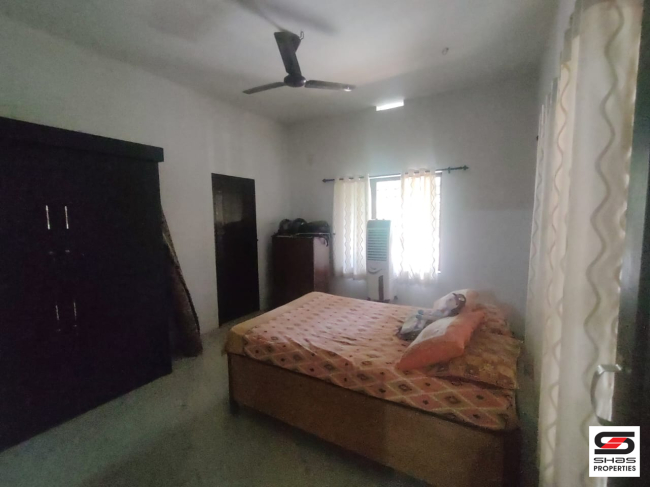 4 BHK house for sale in Sreekrishnapuram, Palakkad