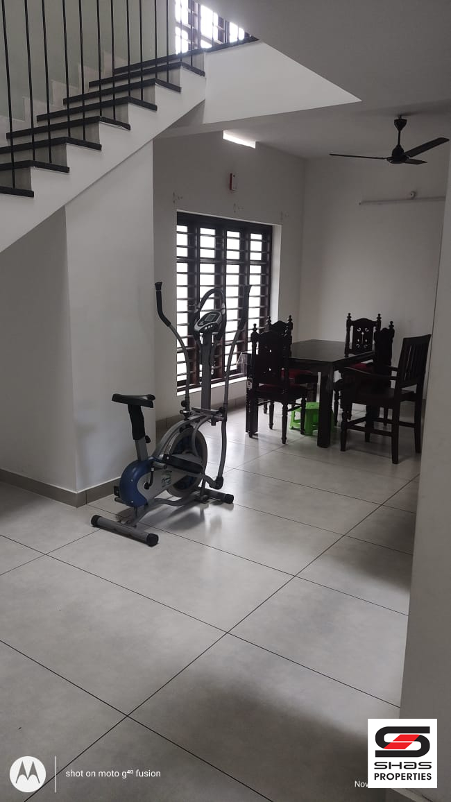 4 BHK house for sale in Panangad, Kochi