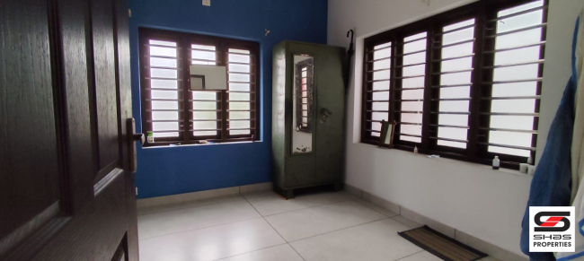 4 BHK house for sale in Panangad, Kochi