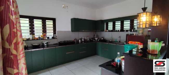 4 BHK house for sale in Panangad, Kochi