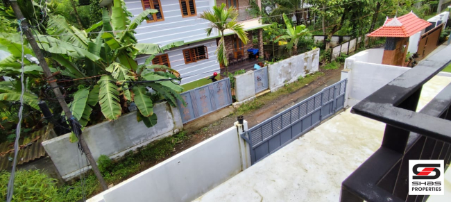 4 BHK house for sale in Panangad, Kochi
