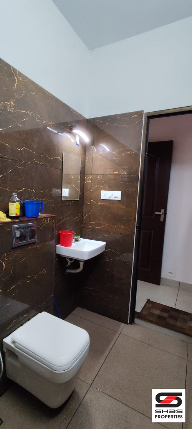 4 BHK house for sale in Panangad, Kochi