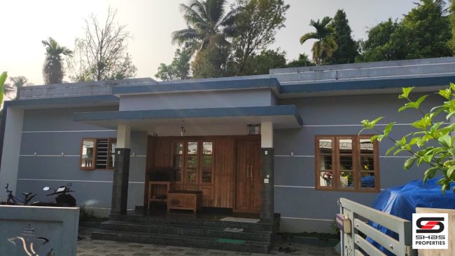 3 BHK house for sale near Aluva, Ernakulam
