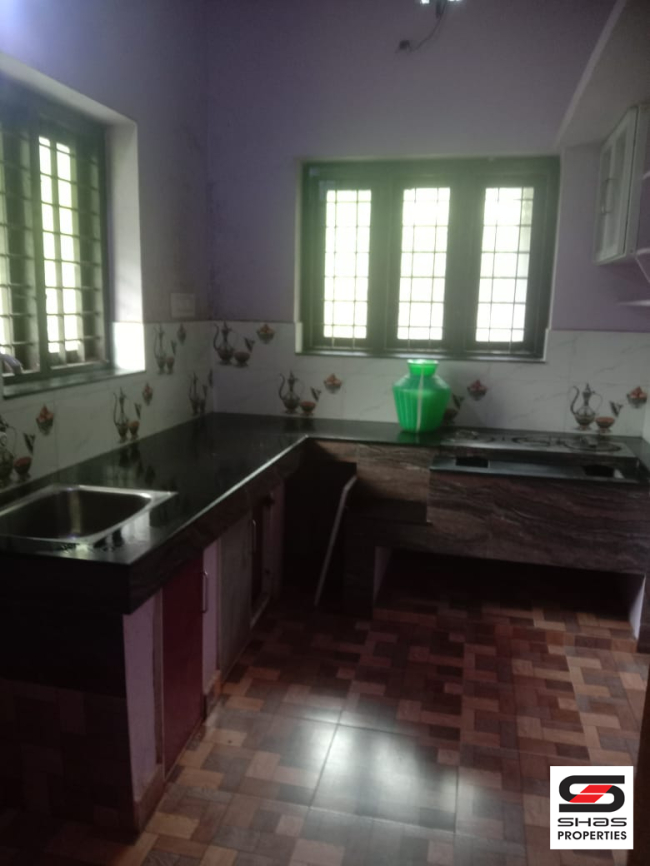 2 BHK house for sale near Muttikulangara, Palakkad