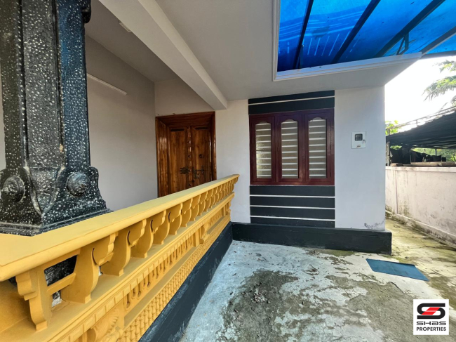 3 BHK house for sale in Akathethara, Palakkad