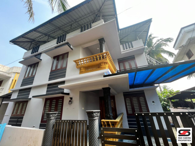 3 BHK house for sale in Akathethara, Palakkad