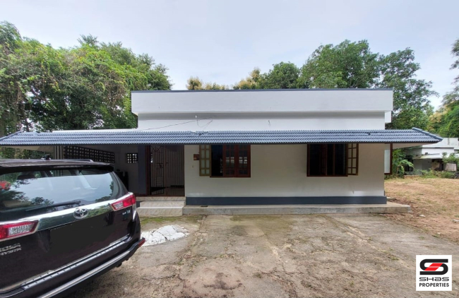 2 BHK house for sale in Kallukuttiyal, Palakkad