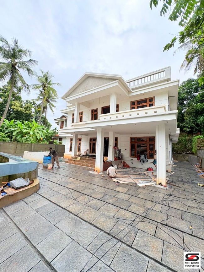 New villa for sale near Mele chovva, Kannur