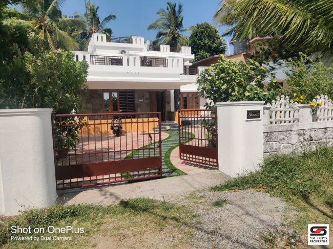 New 4 BHK house for sale in Kadamkode, Palakkad