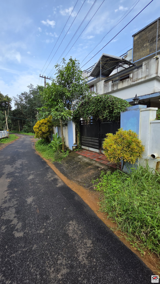 5 BHK house for sale in Muvattupuzha, Kochi
