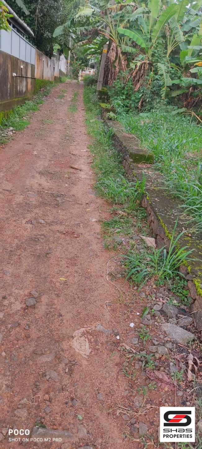 House plot for sale near Koratty, Thrissur