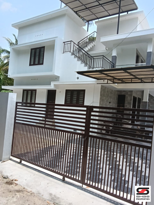 New 5 BHK house for sale at North Paravur, Kochi
