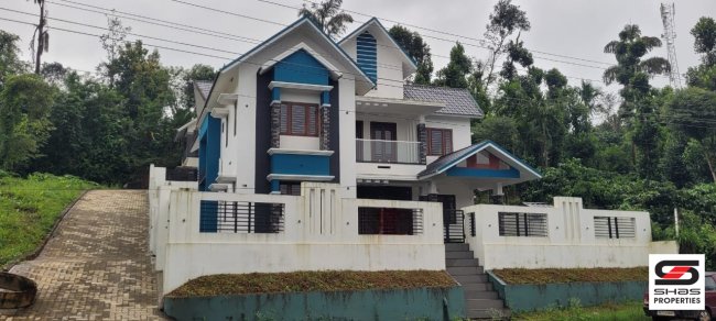 4 BHK house for sale in Panamaram, Wayanad