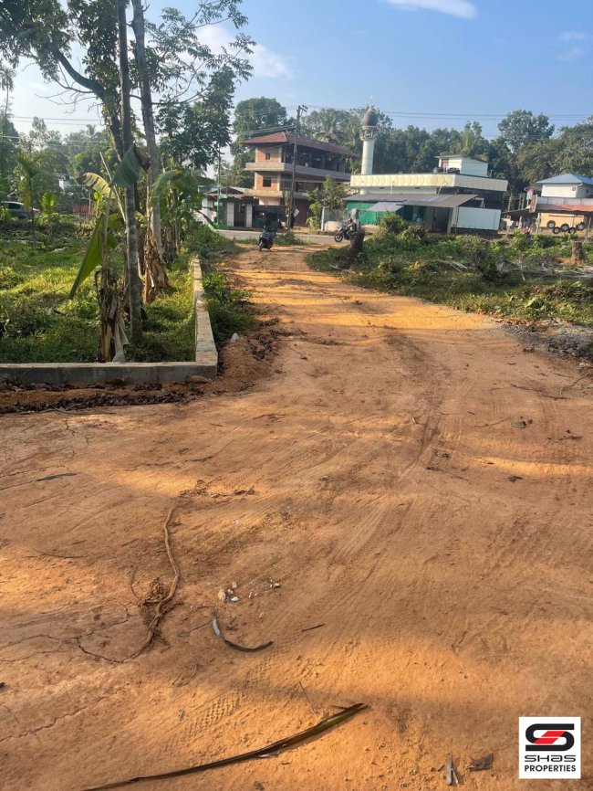 Plot for sale near Melattur, Malappuram