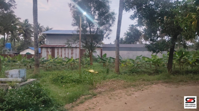 Farmland with house for sale near Gopalapuram, Palakkad