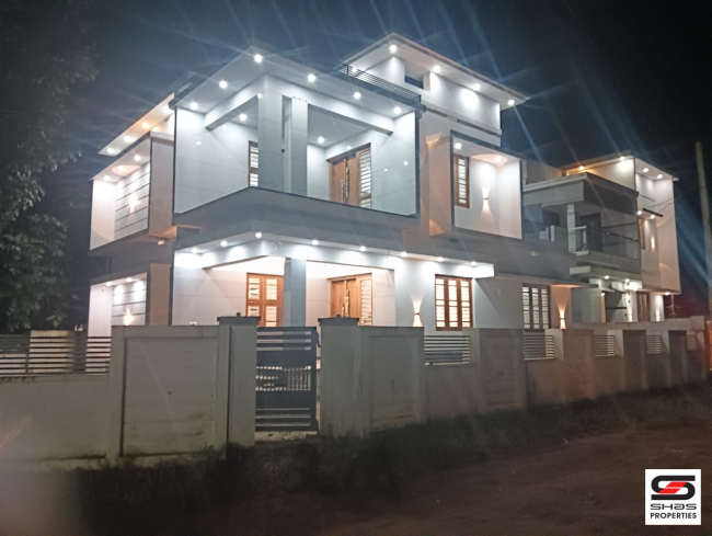 4 BHK house for sale in Mundur, Palakkad