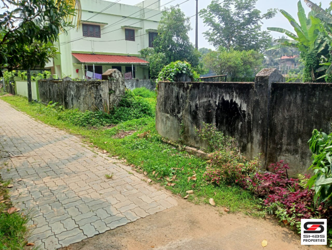 House plot for sale in Akathethara, Palakkad