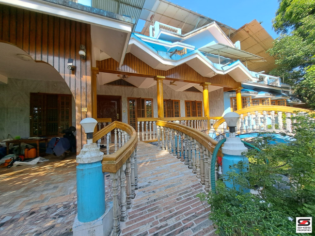 Land with house for sale in Poochatty, Thrissur