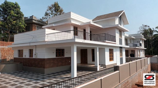 New 4 BHK villa for sale in Mathukkoth, Kannur