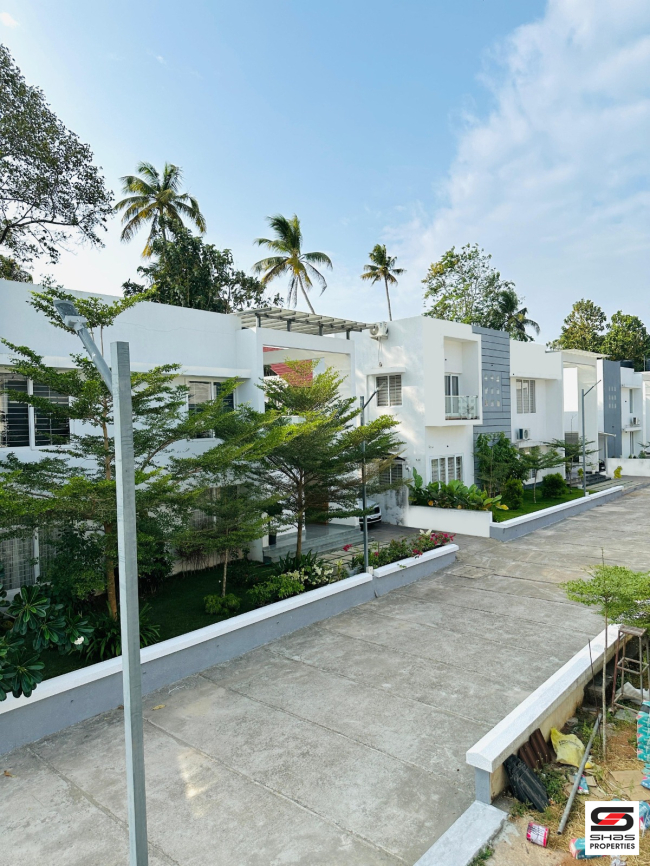 3 BHK villas for sale near Kuttanellur, Thrissur