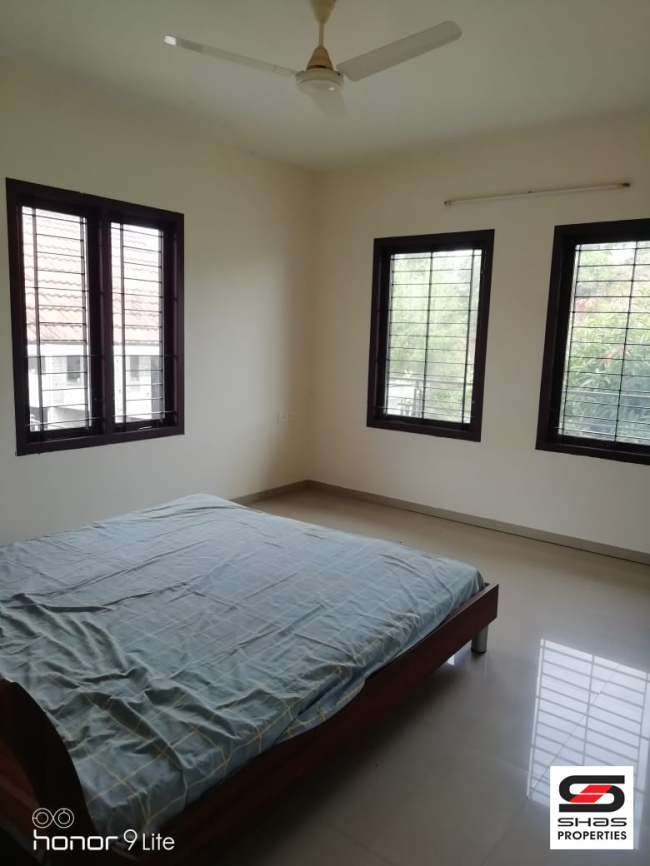 3 and 4 BHK villas for sale near Kakkanad, Kochi