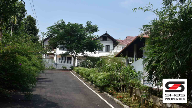 3 and 4 BHK villas for sale near Kakkanad, Kochi