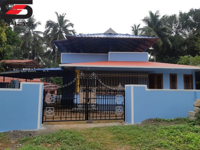 2 BHK house in 10 cent for sale in Palakkad, Kerala