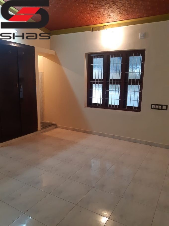 2 BHK house in 10 cent for sale in Palakkad, Kerala